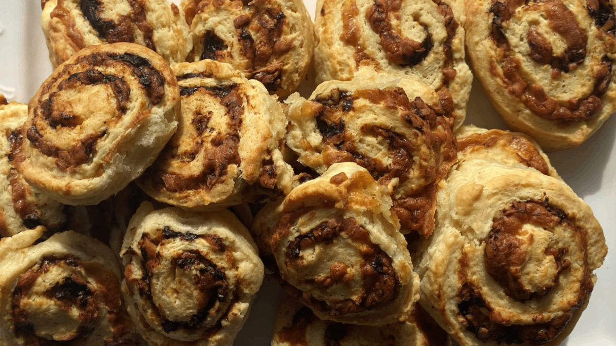 Cheese & Vegemite Scrolls Wonder